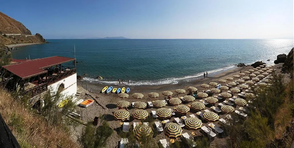 Villa Ridente Apartaments Gioiosa Marea 0*,  Italia